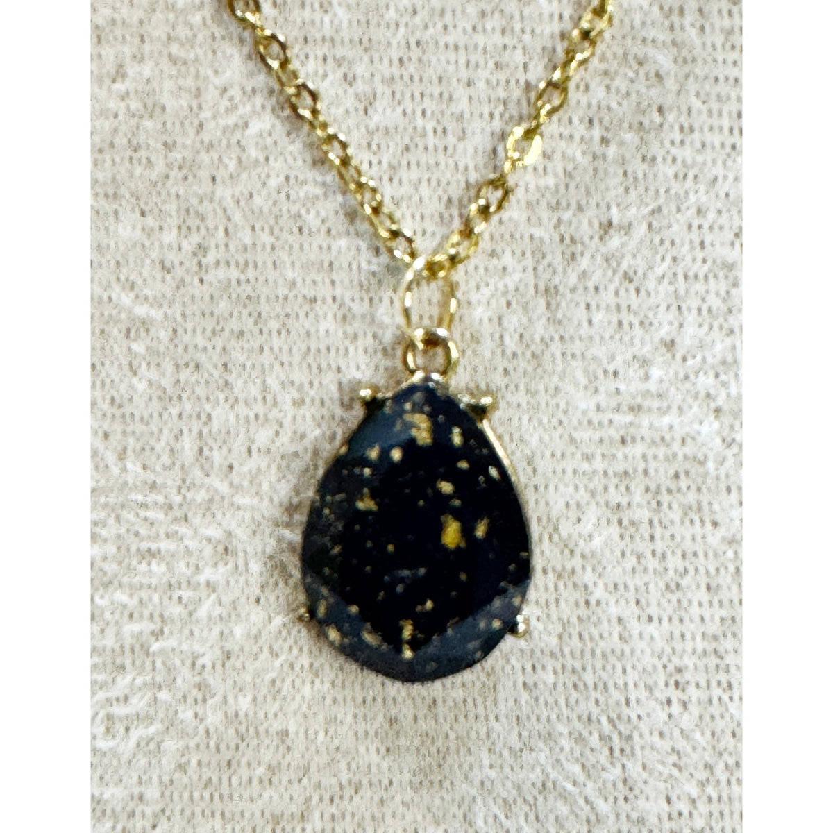 Black Teardrop Crystal Necklace Gold Tone Elegant Statement Pendant N434