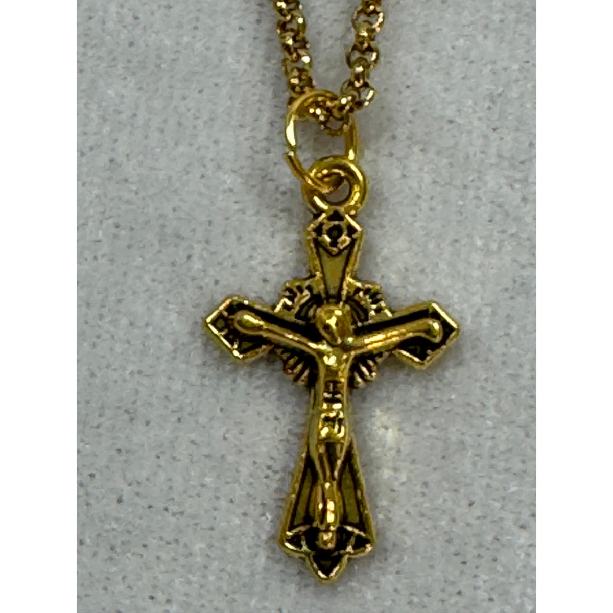 Gold Tone Cross Necklace 18-20 Inch Chain Christian Faith Jewelry N284