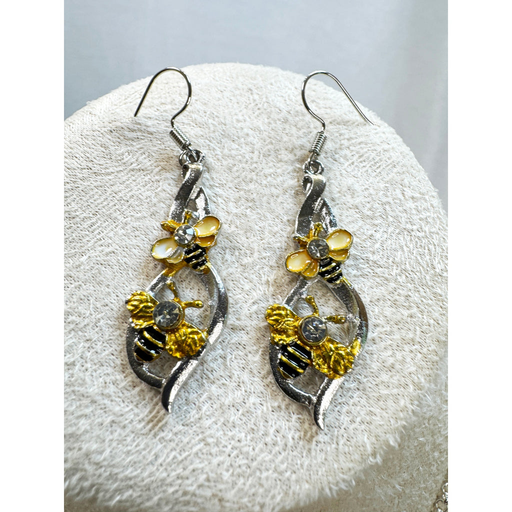 Bee Necklace Earrings Set 20" Chain Rhinestone Bee Floral Jewelry E567