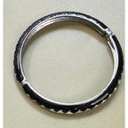 intage Black White Enamel Hinged Bangle Tone Geometric 1/4"  B084